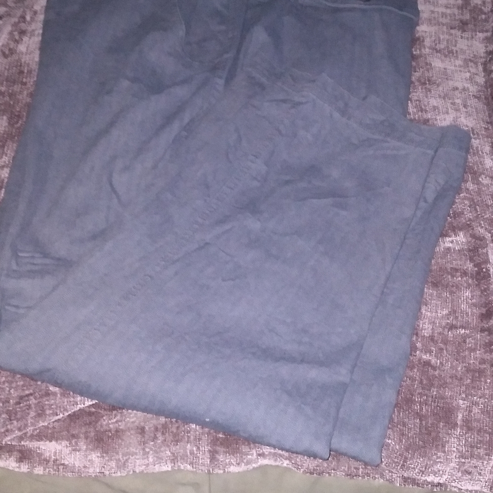 Dress pants (your choice)